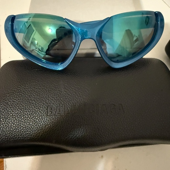 Balenciaga Teal Sunglasses - Picture 4 of 5